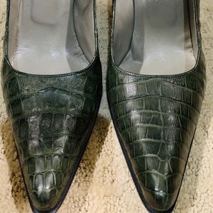 Authentic Prada Size 8 Gators